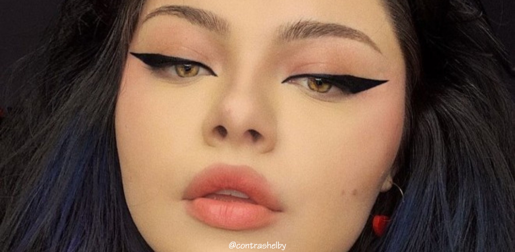 These Eyeliner Trends are A Must-try This Fall
