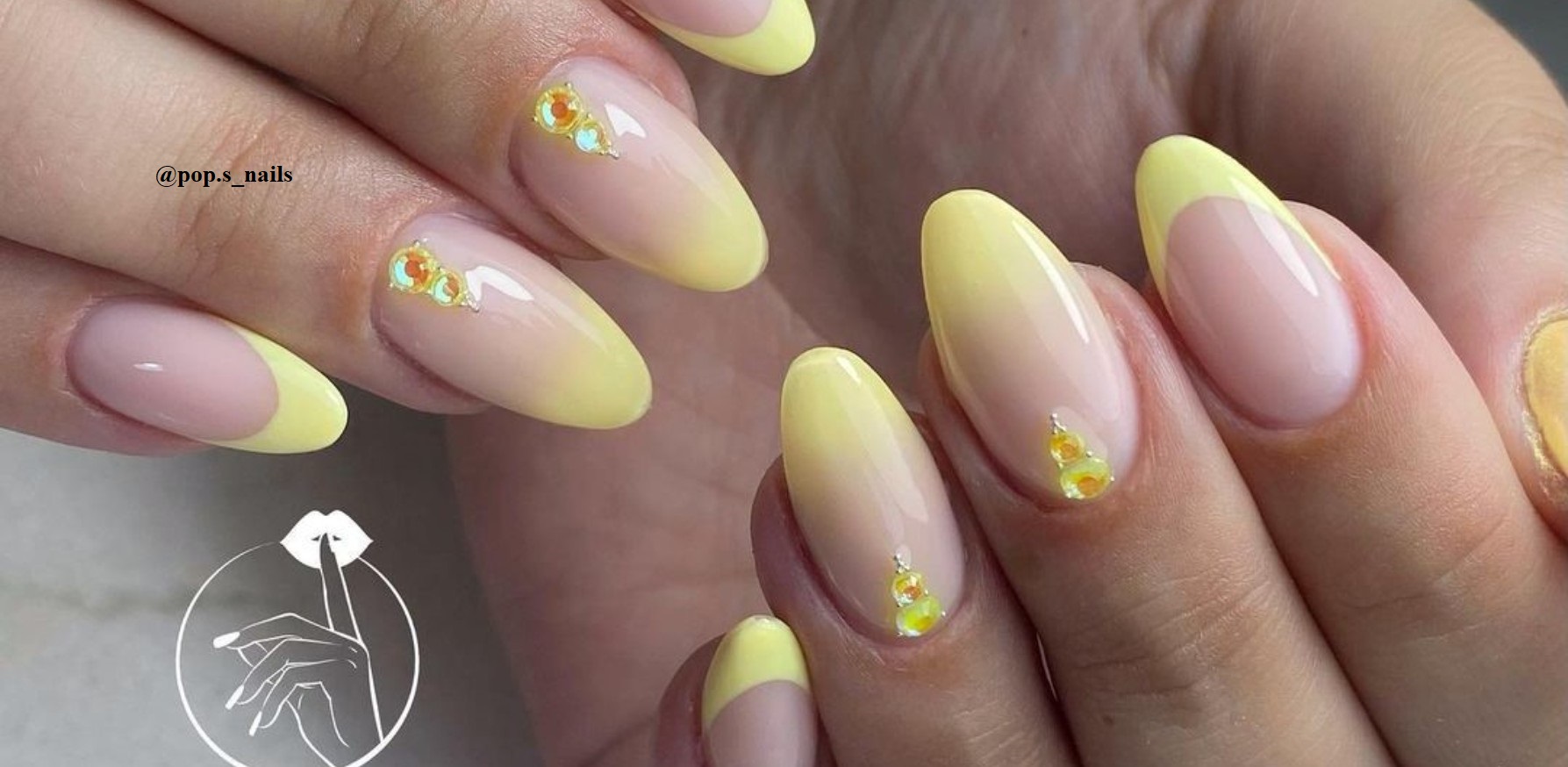 7 Trendy Almond Nail Looks To Obsess Over