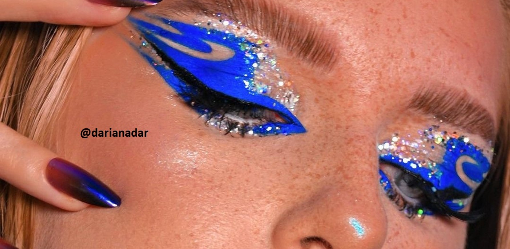 The 7 Blue Makeup Trends We All Shall Be Taking With Us Into Fall’22