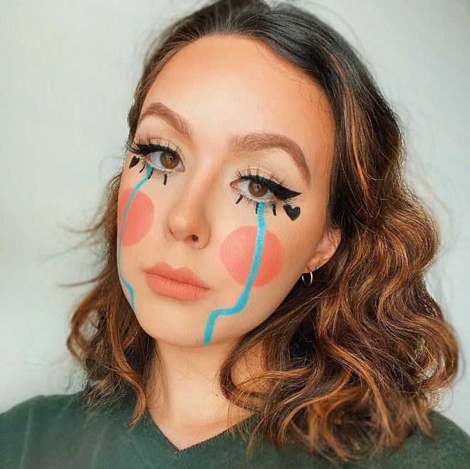 Crying Makeup Trend Seems To Be More Flattering Than You Could Think