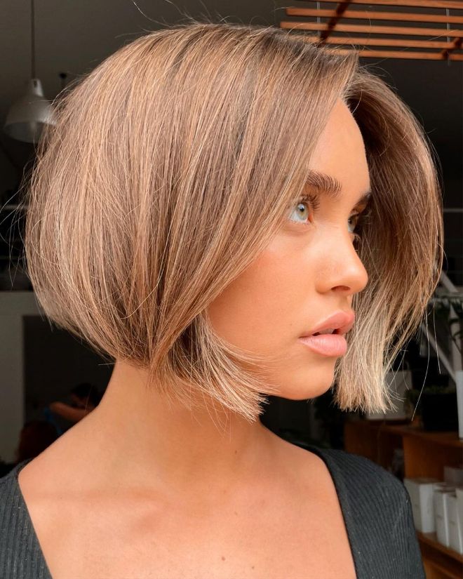 Bounce into Style with the Bubble Bob Hair Trend